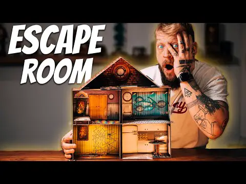 The Haunted Dollhouse Escape Room!! (Chapter 1)