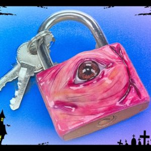 [1537] The Grotesque Lock I Will Not Touch!